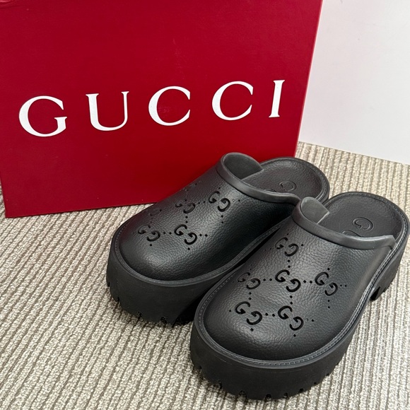 Paolo Gucci Shoes - Gucci Women's Black Sandals